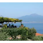 Grand Capodimonte