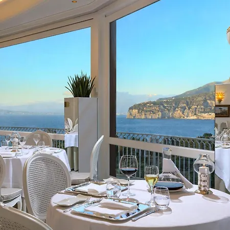 Grand Capodimonte Σορέντο