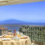 Grand Capodimonte Szálloda Sorrento