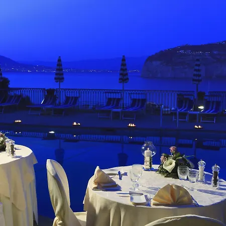 Grand Capodimonte Hotel